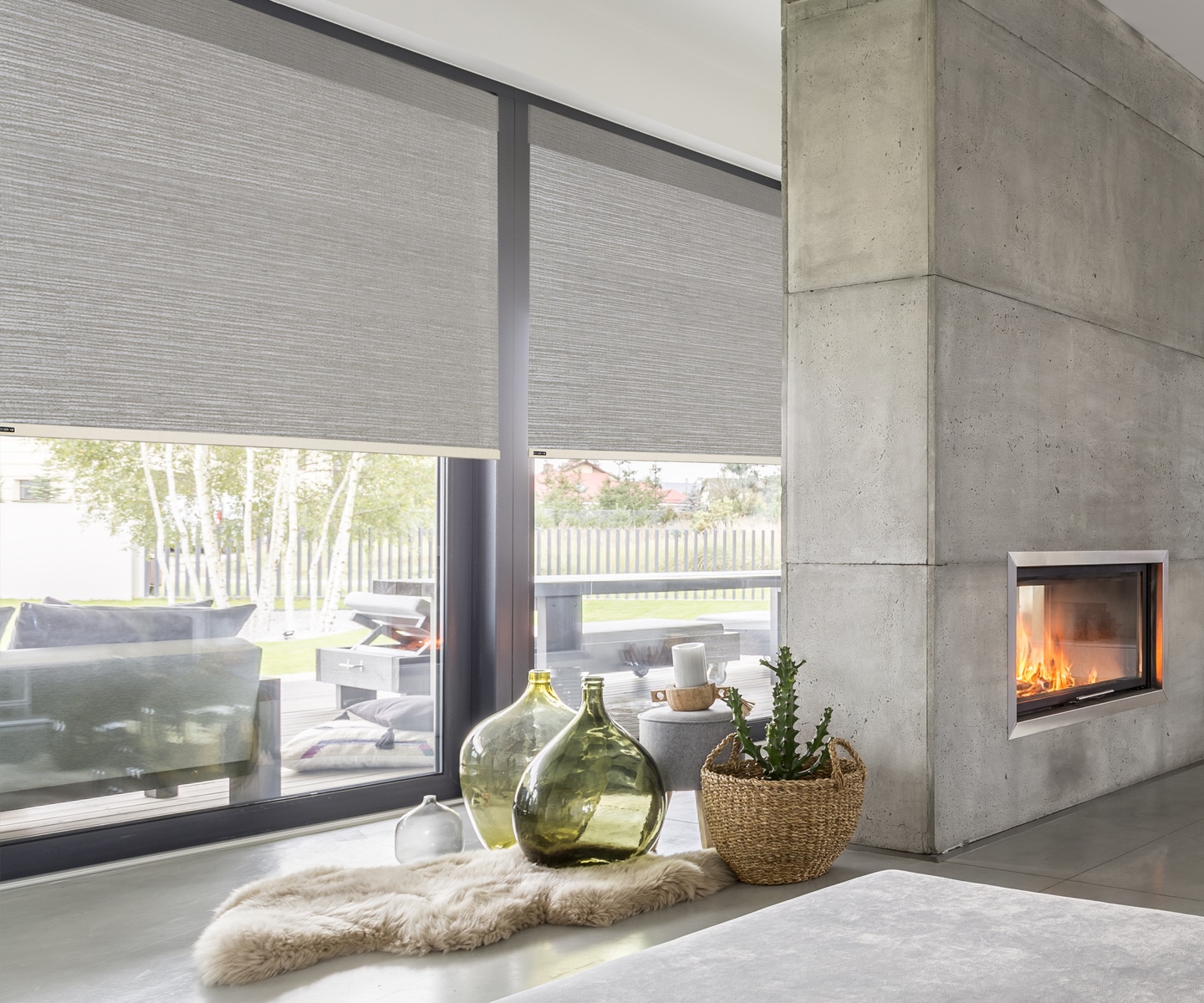 Which Vertical Blinds Store Has the Best Warranty and Selection?